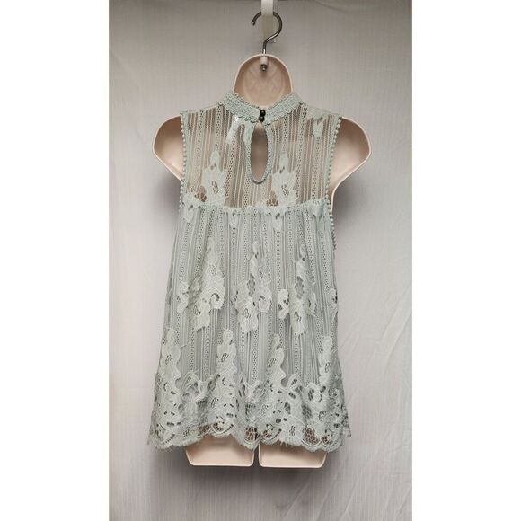 Xhilaration Sleeveless Mint Green Halter Neck Lace Top Blouse Size Medium - Picture 4 of 8
